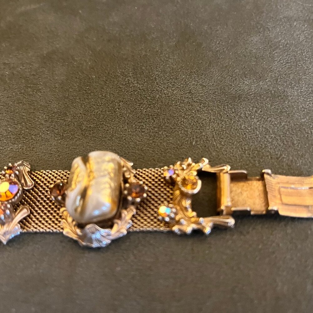 Vintage Gold Tone Mesh Faux Pearl and Rhinestone Bracelet - Picture 12 of 16